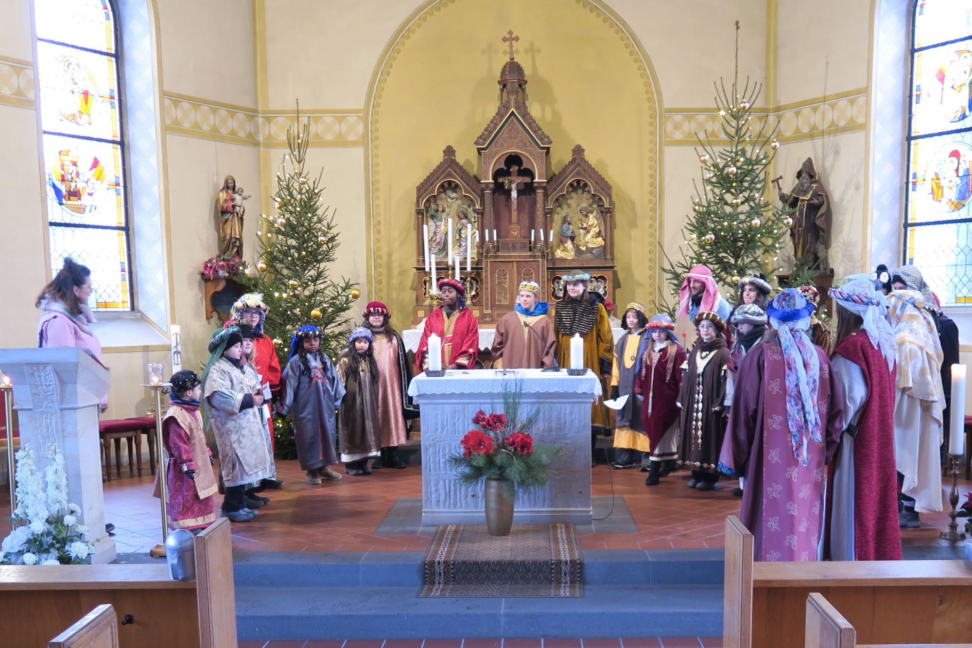 Der Aussendungsgottesdienst der Sternsinger in Liebshausen wurde vom dortigen lokalen Team durchgeführt