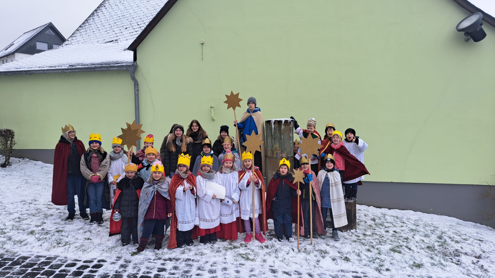 26 Sternsinger waren in Kisselbach unterwegs