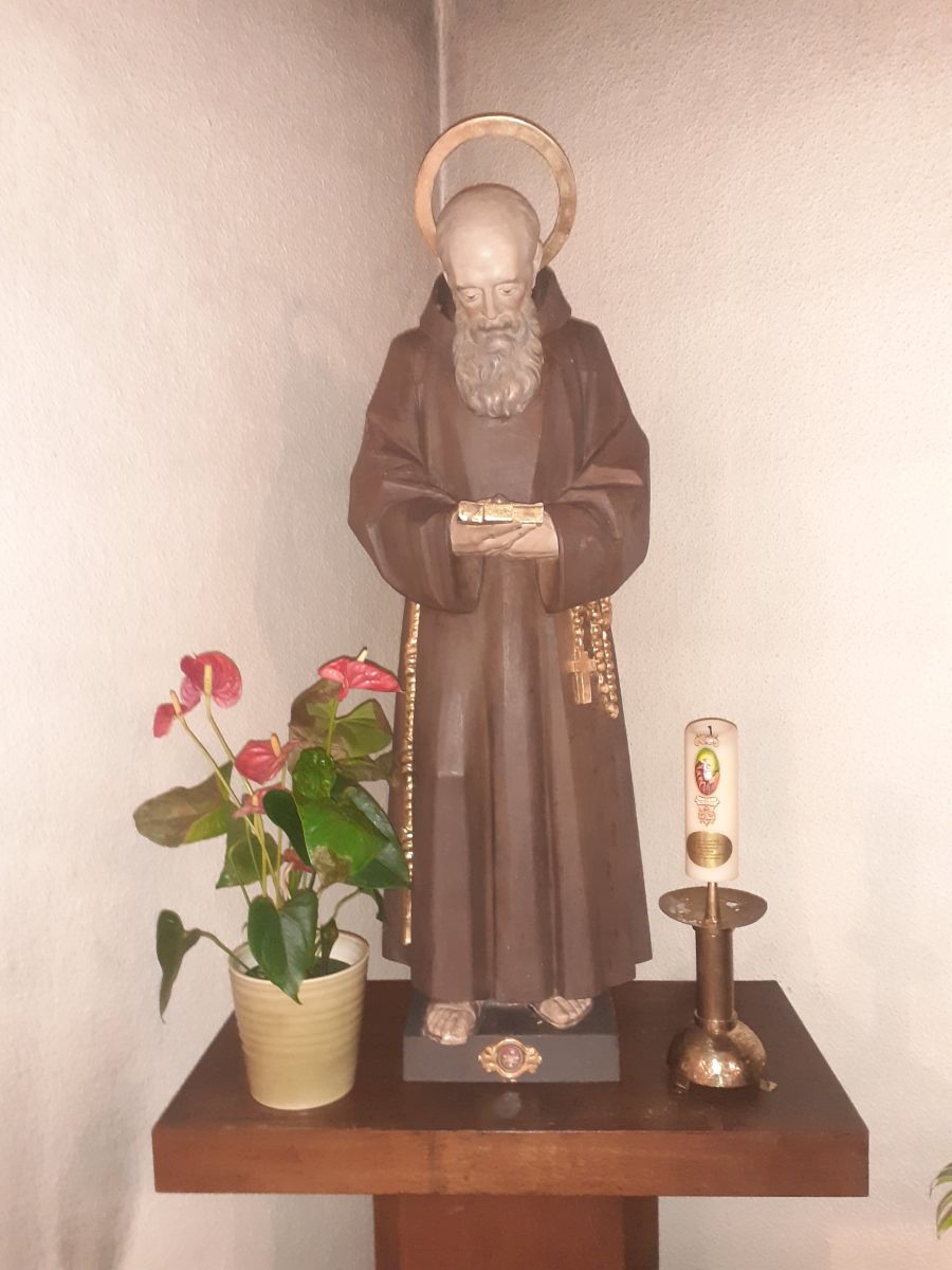 Der Heilige Konrad von Parzham in der Kapelle in Külz