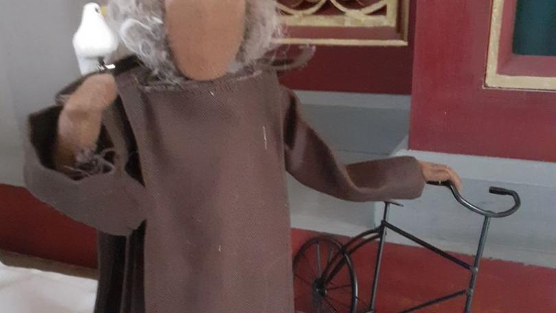 Franziskus mit dem Fahrrad