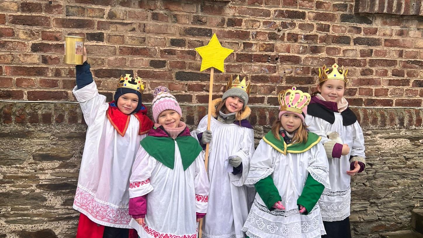 Die Sternsinger in Rayerschied haben Spaß bei der Aktion