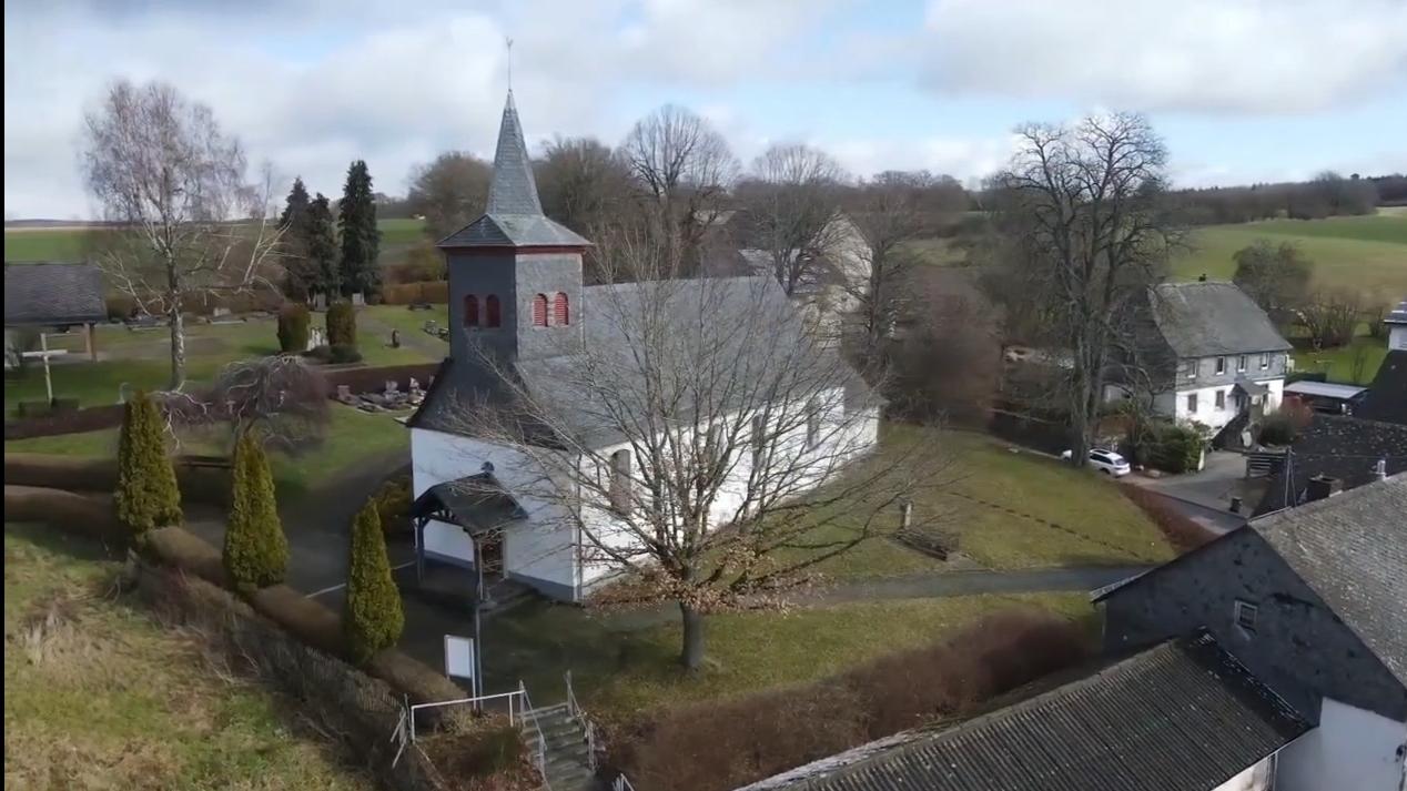 Kirche Schnorbach 1