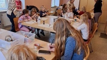 50 Mädchen beteiligten sich an den Angeboten der Mädchenwoche in der Pfarrei St. Lydia