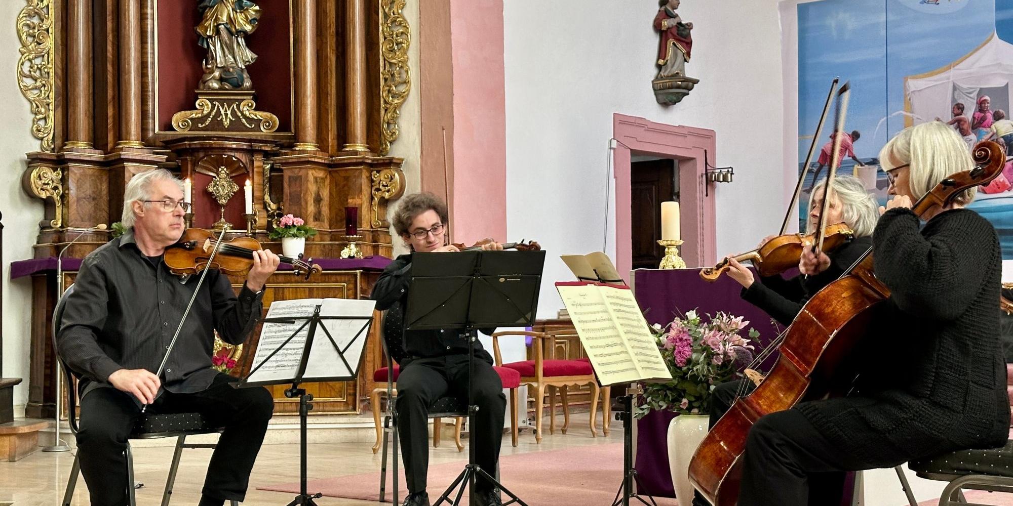 Streichquartet Laurentiu Candea spielte die letzten sieben Worte Jesu Christi von Joseph Haydn