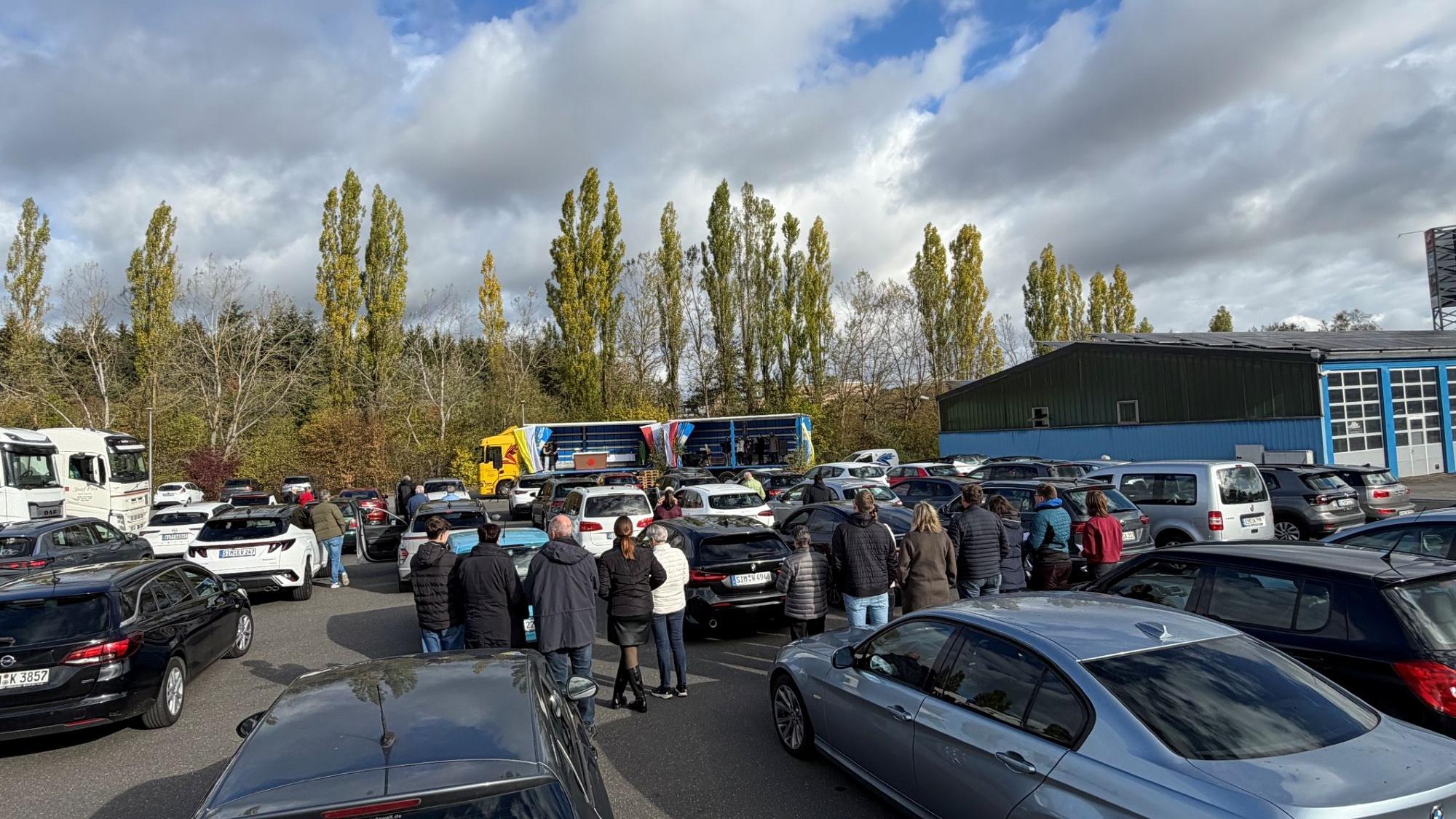 in Rheinböllen fand wieder ein Autogottesdienst statt