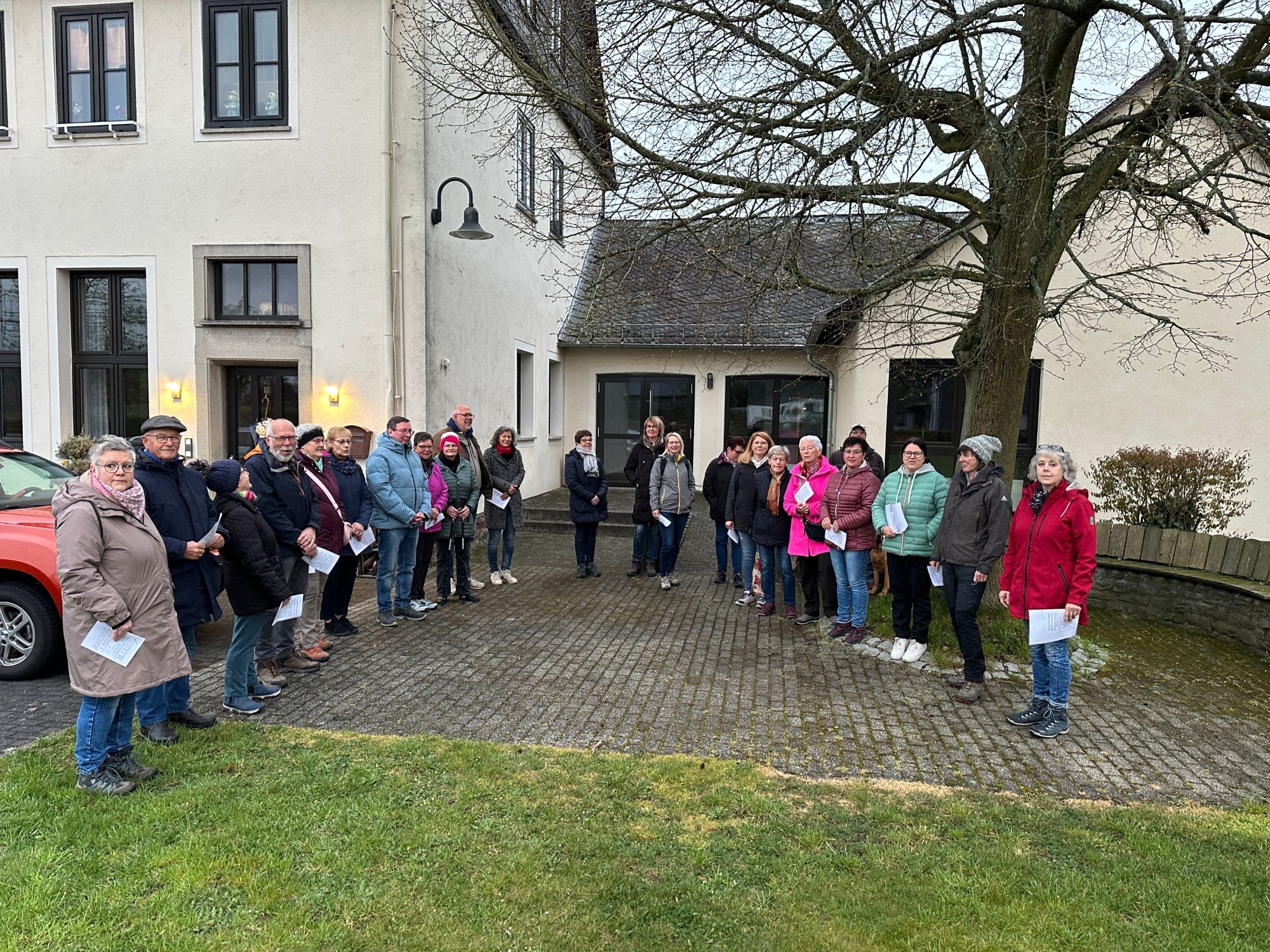 in Wahlbach ging es am Karsamstag der Sonne entgegen