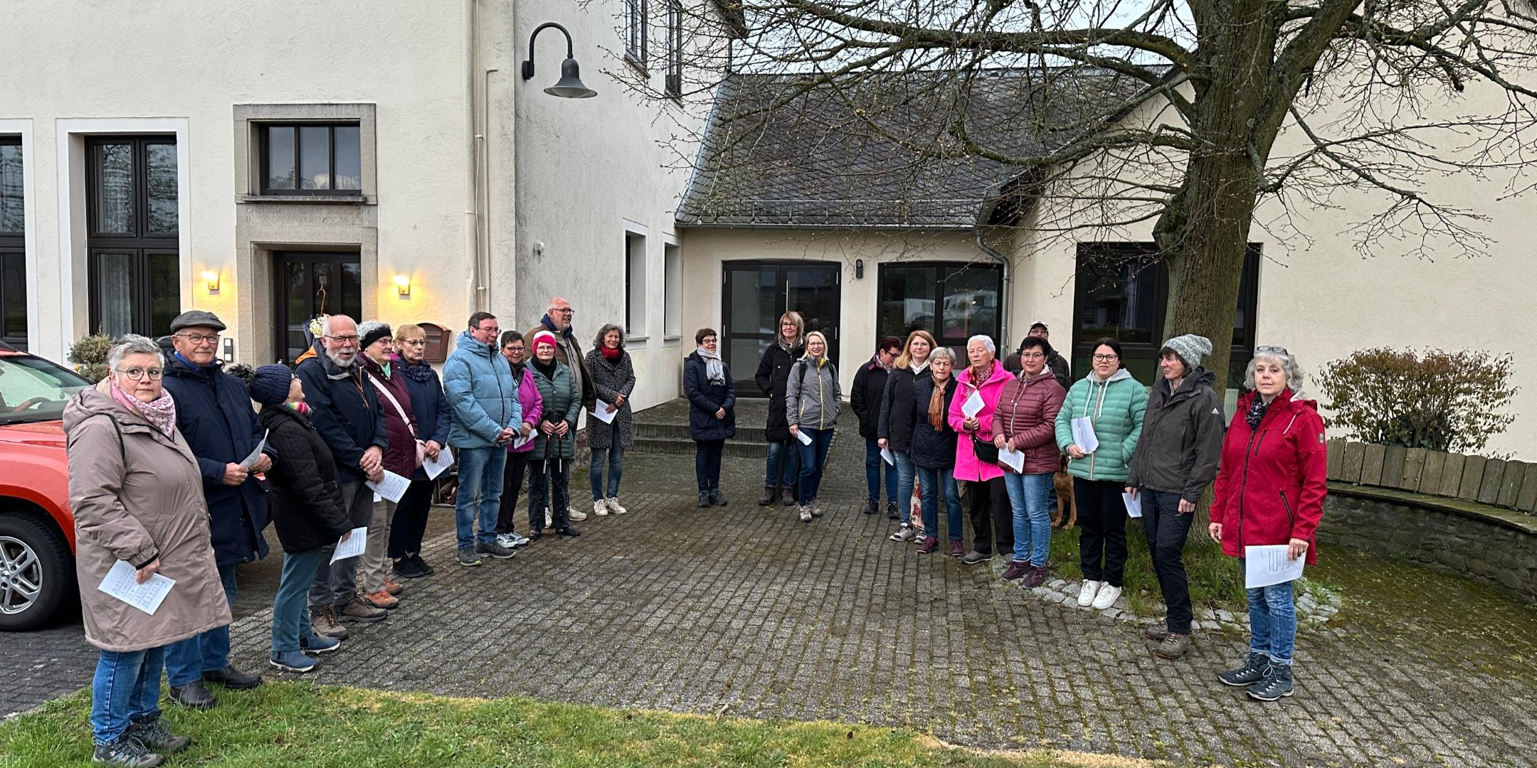 in Wahlbach ging es am Karsamstag der Sonne entgegen