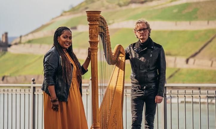 'Kirchen sind Heimat' mit Menna Mulgata und Gernot Blume