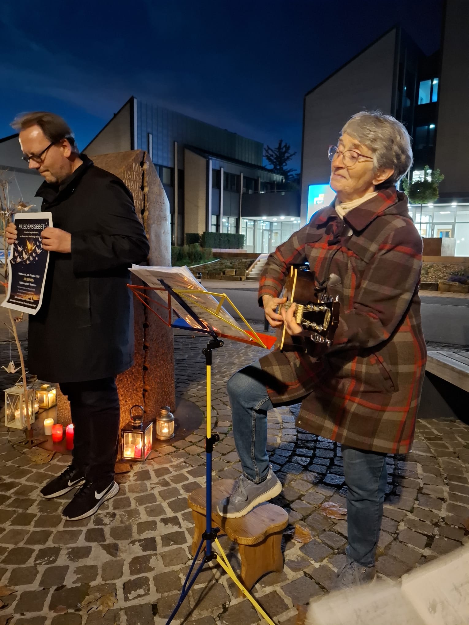 spontan wurden die Lieder beim Friedensgebet ausgesucht
